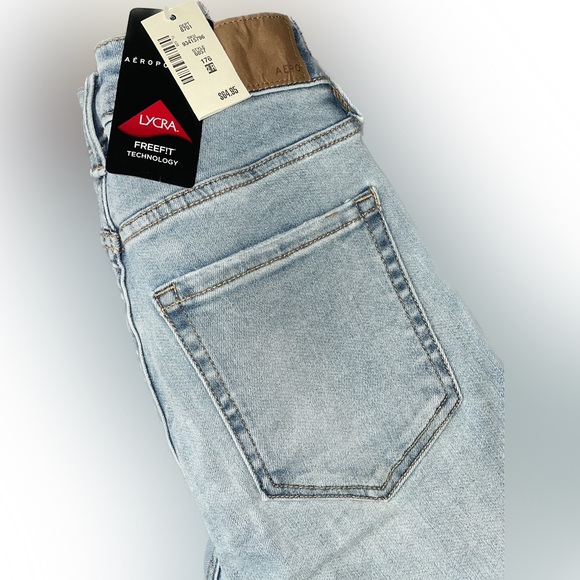 2 pairs NWT Aero Jeans 0&2. Comment to purchase separate. - Picture 4 of 5